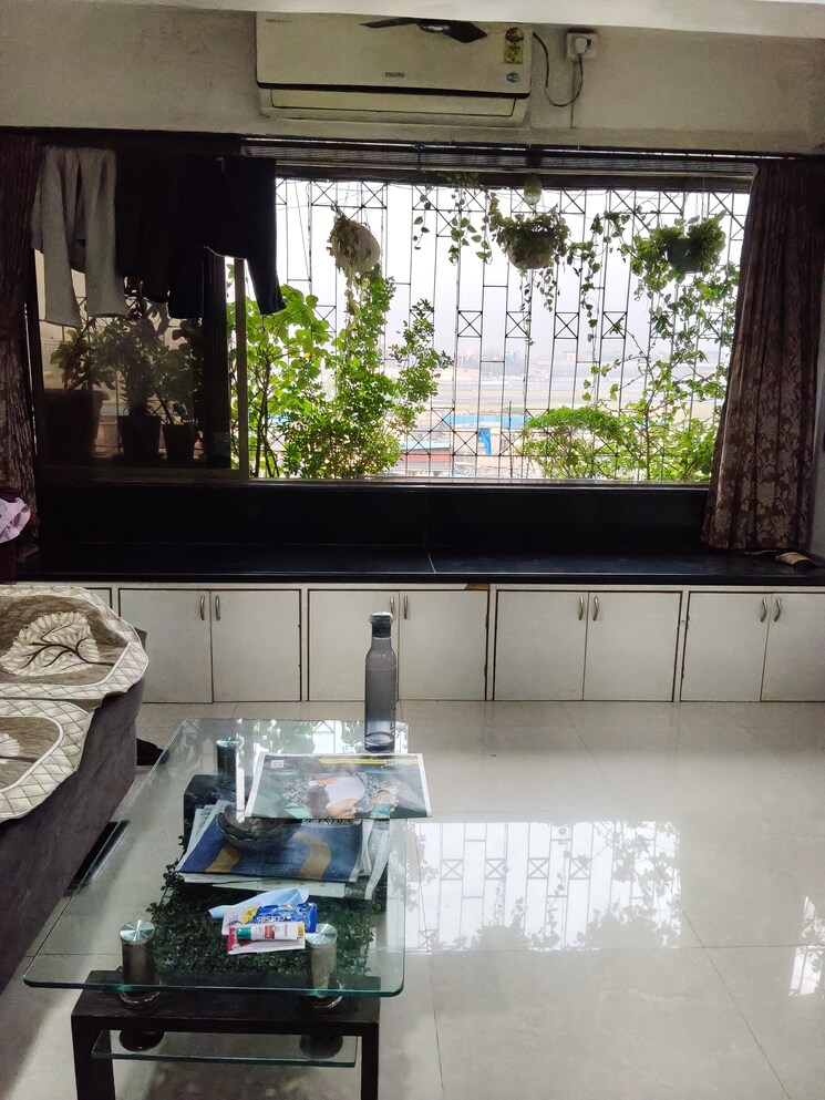 Living Room, panchsheel-apartment-santacruz-east 1.5 Bedroom 500 Sq.Ft. Apartment In Santacruz East Mumbai 9557591