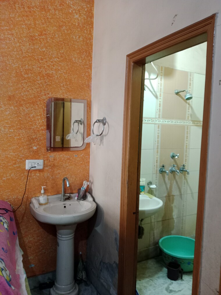 Bathroom, huda 4 Bedroom 1600 Sq.Ft. Independent House In Huda Panipat 9557593