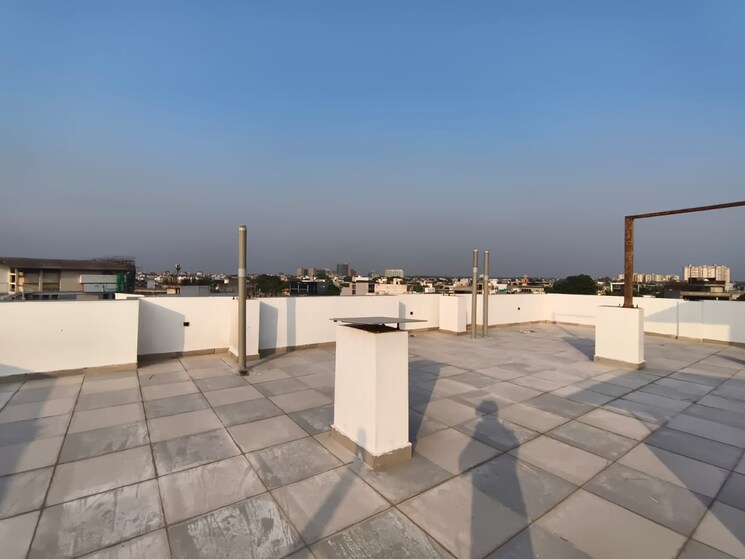 Team Area, sector 51 3 Bedroom 2259 Sq.Ft. Builder Floor In Sector 51 Gurgaon 9557565