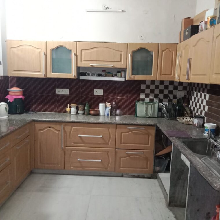 Kitchen, sector 21d 3 Bedroom 250 Sq.Yd. Builder Floor In Sector 21d Faridabad 9557600