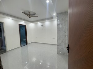 Bathroom in 3 BHK Builder Floor at Sector 81 – for Sale