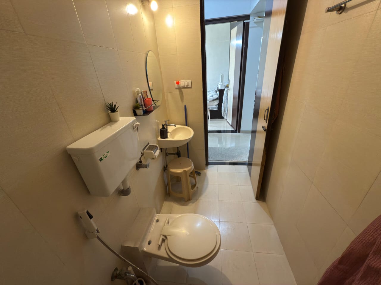 3 BHK 1200 Sq.Ft. Apartment in Vastu Tower