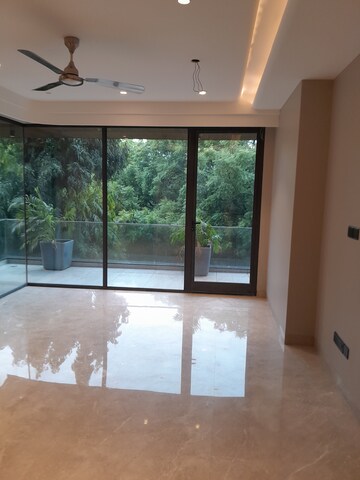 6+ BHK Independent House For Sale in Dlf City Phase 3