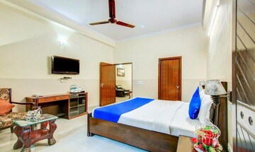 Bedroom in  Pg at Sector 55 – for Rent