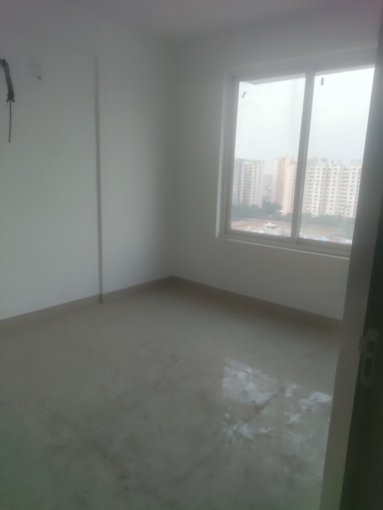 Room, bptp-discovery-park 3 Bedroom 956 Sq.Ft. Apartment In Sector 80 Faridabad 9557655