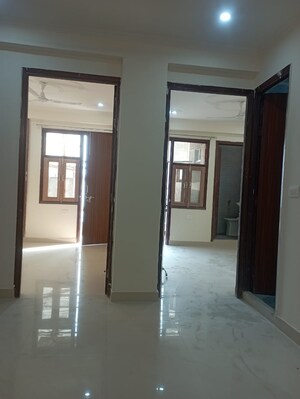 Room in 1 BHK Builder Floor at Saket – for Rent