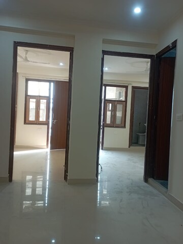 Room in 1 BHK Builder Floor at Saket – for Rent