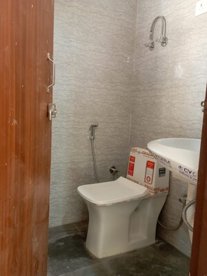 Bathroom in 1 BHK Builder Floor at Saket – for Rent