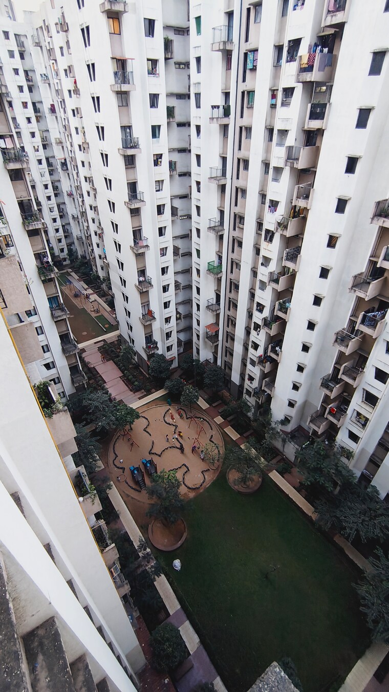 Exterior View, lodha-palava-city-lakeshore-greens 1 Bedroom 820 Sq.Ft. Apartment In Dombivli East Thane 9557698