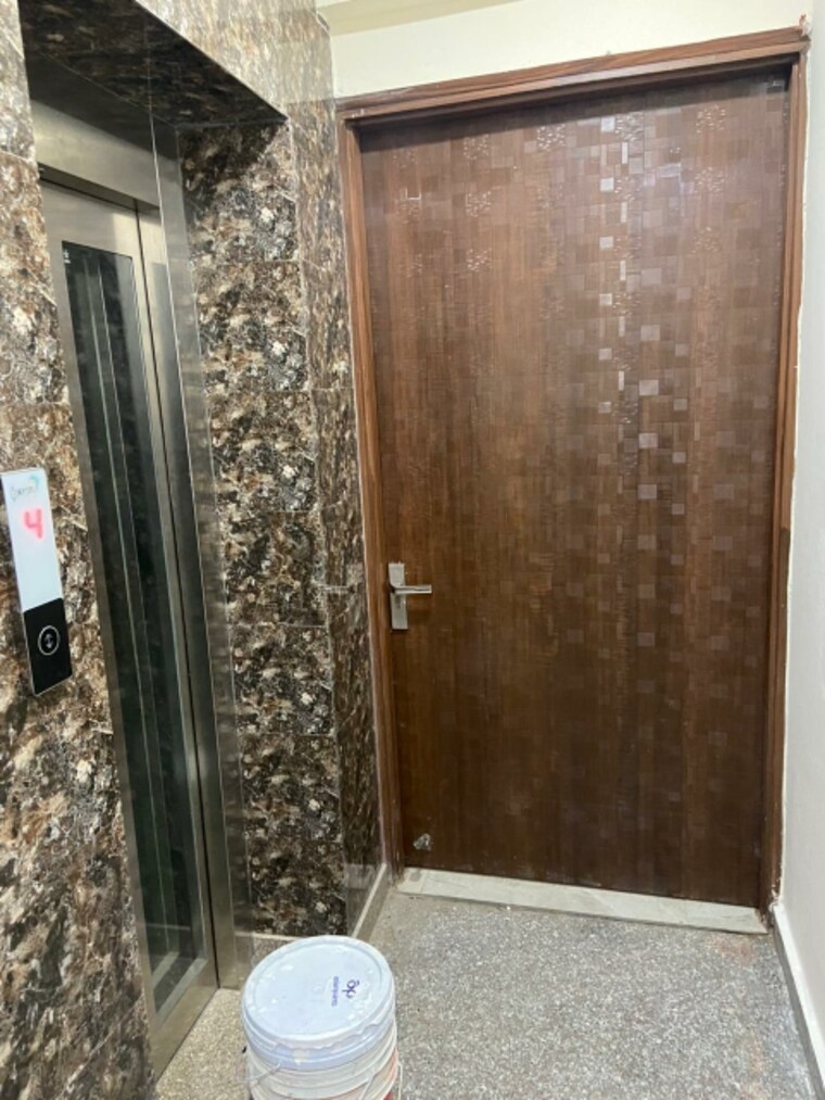 undefined, kishangarh 3 Bedroom 1300 Sq.Ft. Builder Floor In Kishangarh Delhi 9557737