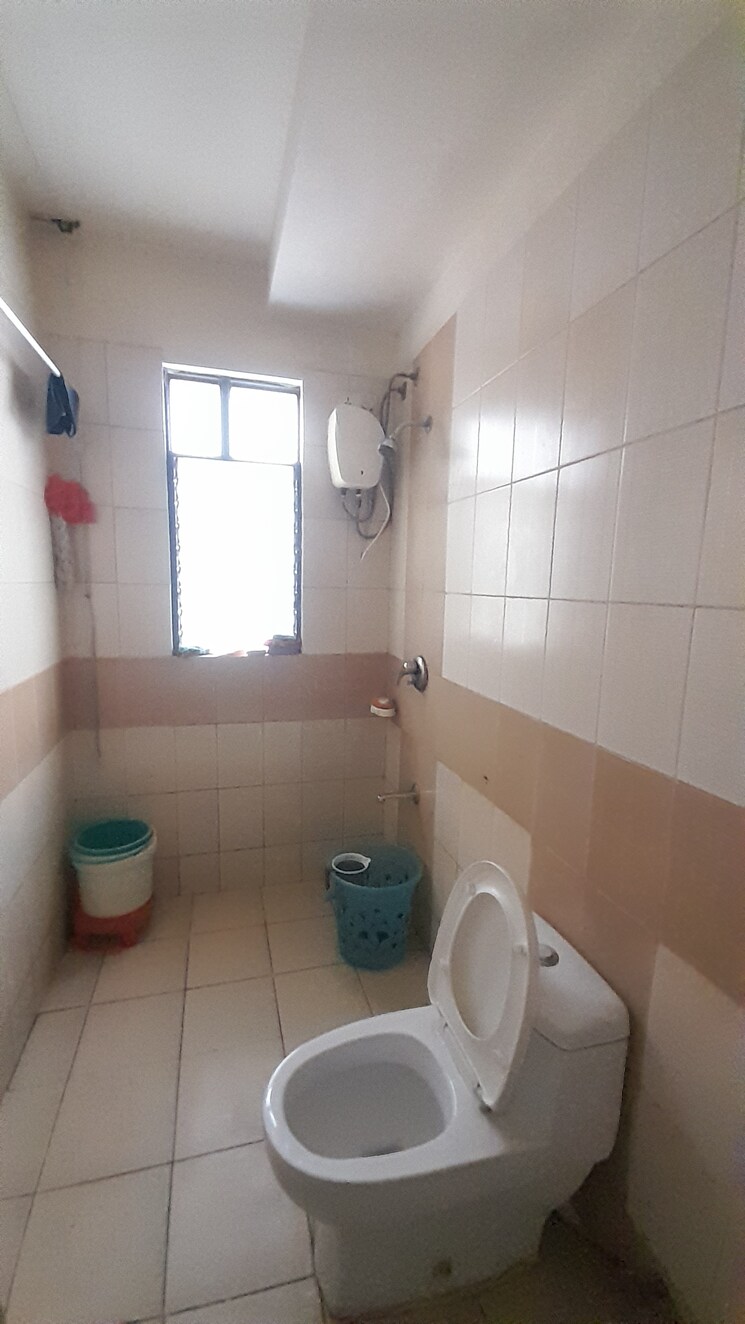 Bathroom, nanded-madhuvanti 3 Bedroom 1150 Sq.Ft. Apartment In Sinhagad Road Pune 9557764