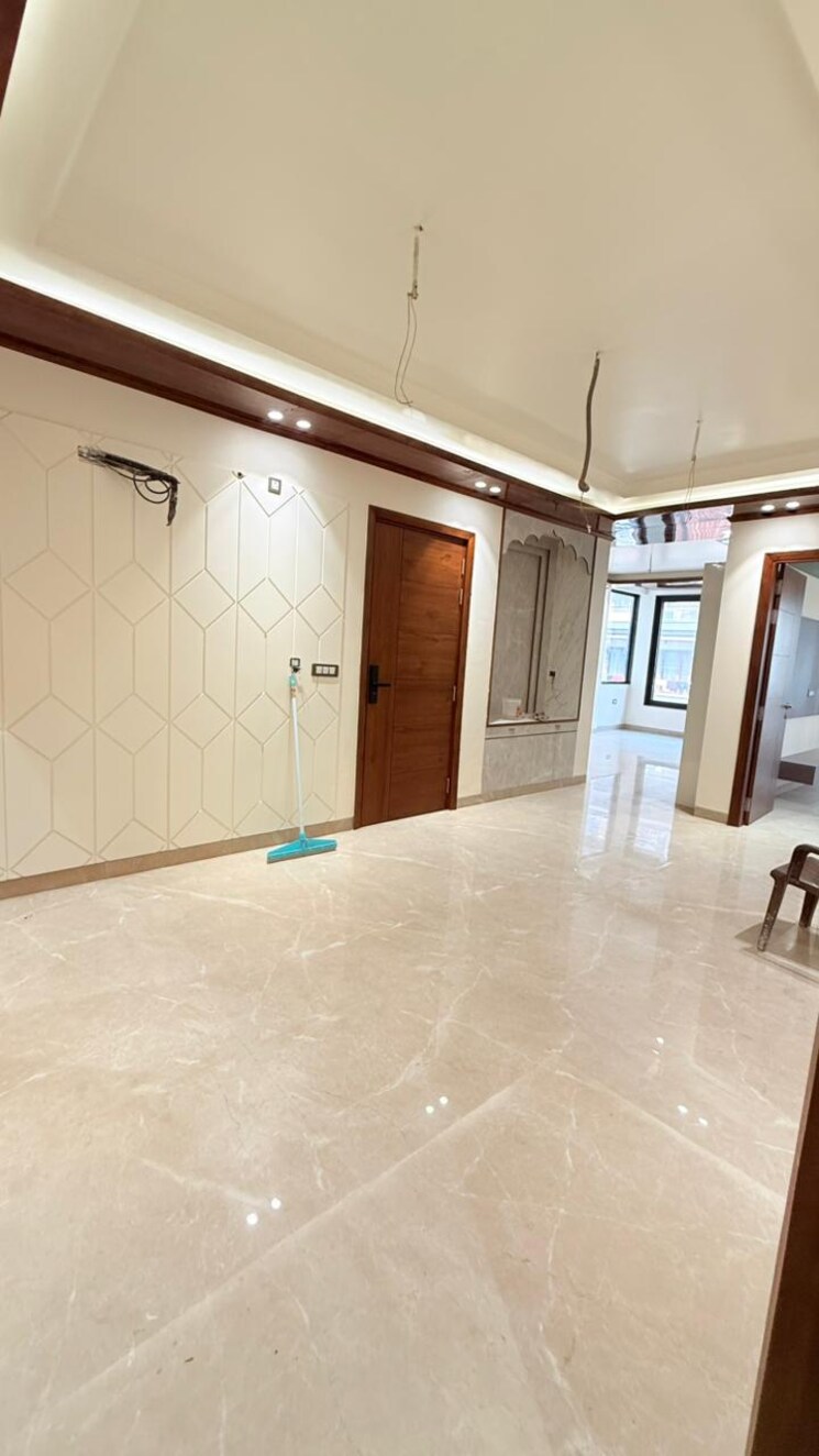 Room, ansal-api-esencia 4 Bedroom 300 Sq.Yd. Builder Floor In Sector 67 Gurgaon 9557744