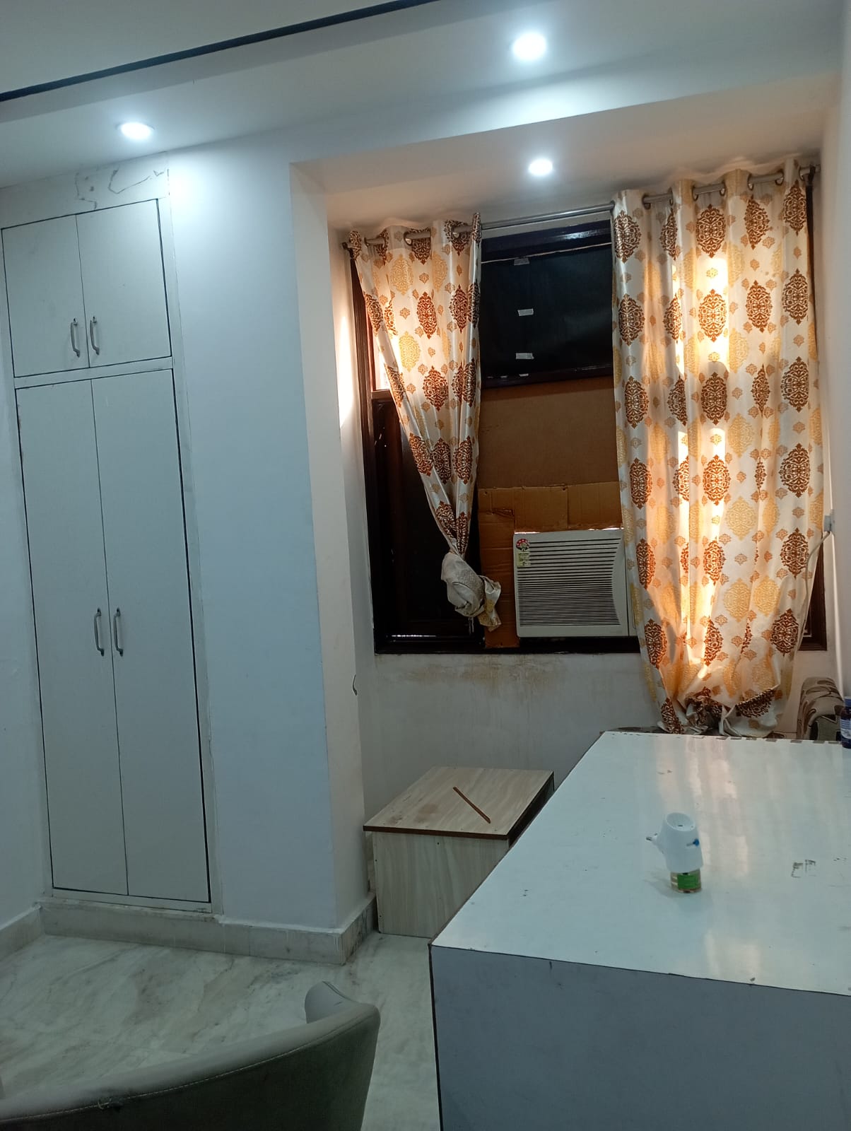3 BHK Builder Floor For Rent in Saket