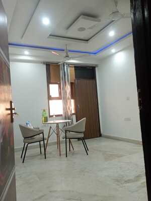 Gym in 3 BHK Builder Floor at Saket – for Rent