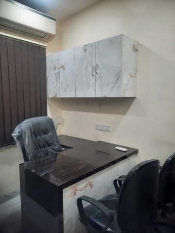  Office Space For Rent in Bbd Bagh