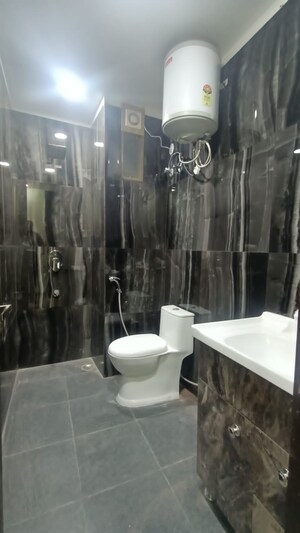 Bathroom in 2 BHK Builder Floor at Palam Vihar Residents Association, Palam Vihar – for Rent
