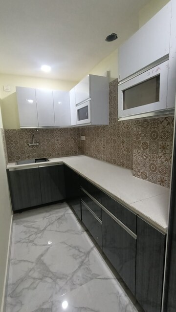 Kitchen in 2 BHK Builder Floor at Palam Vihar Residents Association, Palam Vihar – for Rent