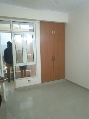 2 BHK Apartment For Rent in Supertech Ecovillage II, Sector 16b Greater Noida