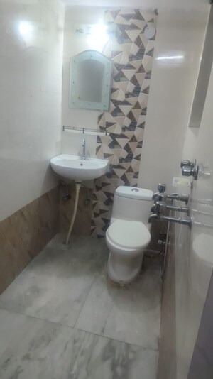 Bathroom in 2 BHK Builder Floor at Palam Vihar Residents Association, Palam Vihar – for Rent
