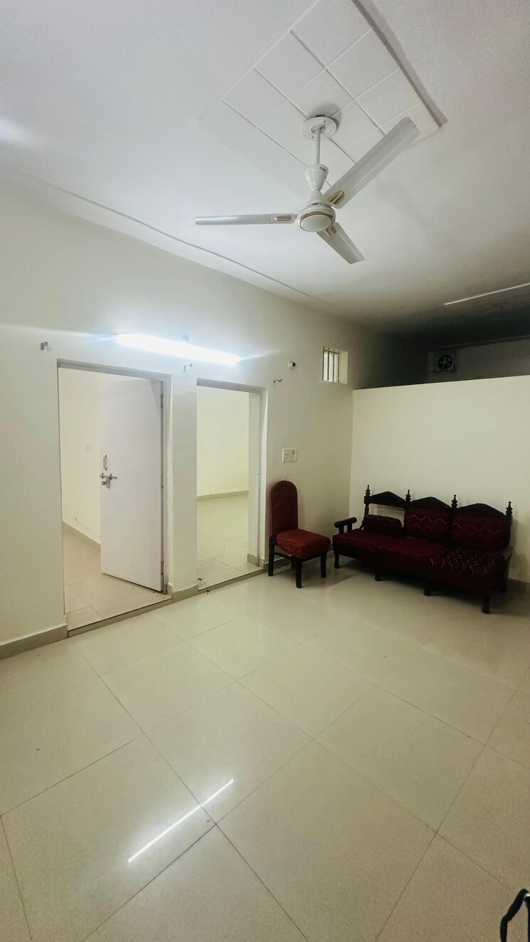 Room, saket 2 Bedroom 850 Sq.Ft. Builder Floor In Saket Delhi 9557768