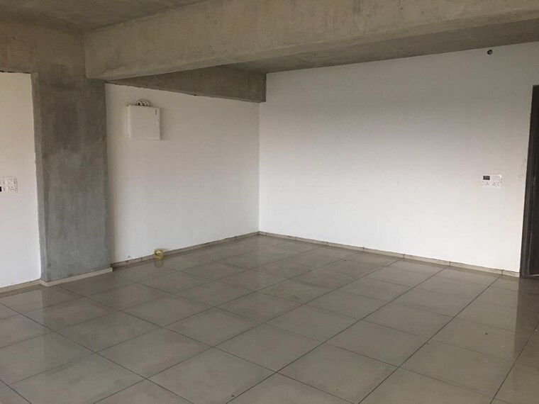 Room, marutinandan-entice Commercial Office Space 1122 Sq.Ft. In Ambli Ahmedabad 9557773