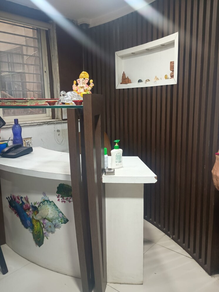 Balcony, bbd bagh Commercial Office Space 900 Sq.Ft. In Bbd Bagh Kolkata 9557784