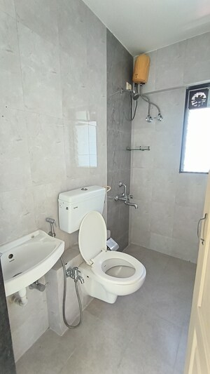Bathroom in 1 BHK Apartment at Sugee Hiranya, Dadar West – for Sale
