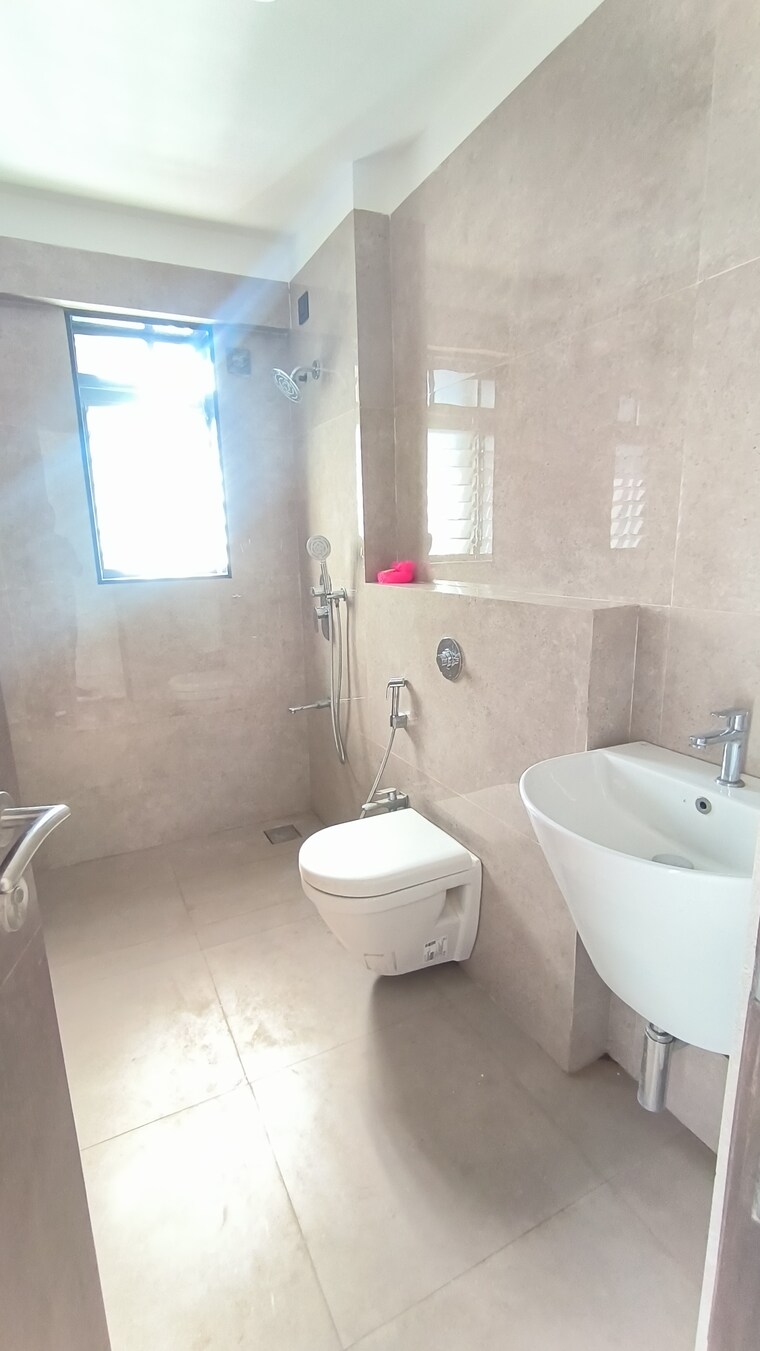 Bathroom, louisandra-apartment 2 Bedroom 1045 Sq.Ft. Apartment In Dadar West Mumbai 9557815
