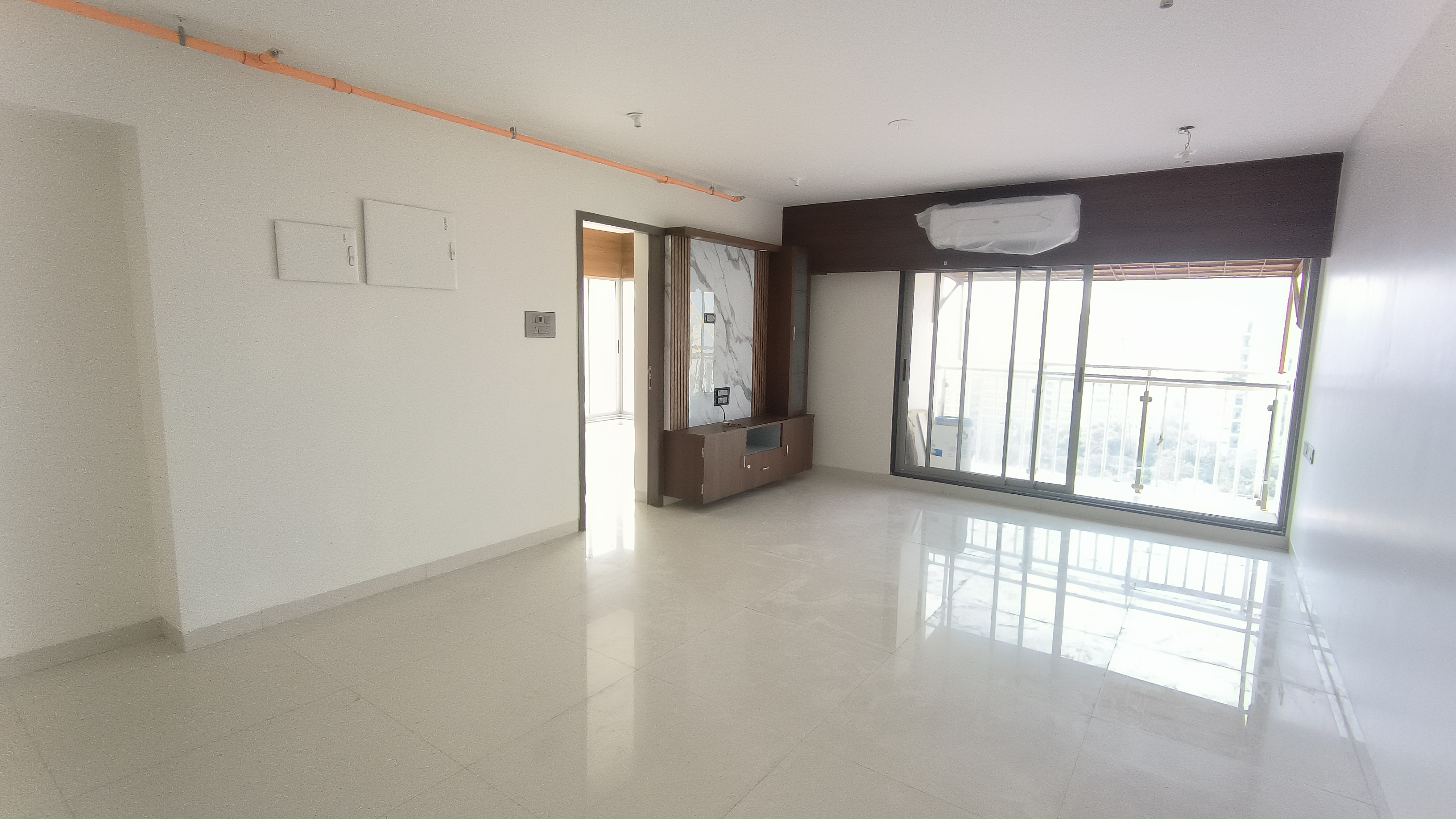 2 BHK Apartment For Rent in Louisandra Apartment