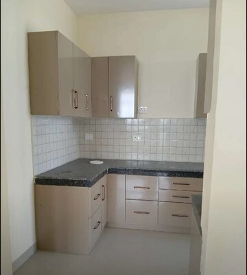 Kitchen in 3 BHK Apartment at Hazratganj – for Rent