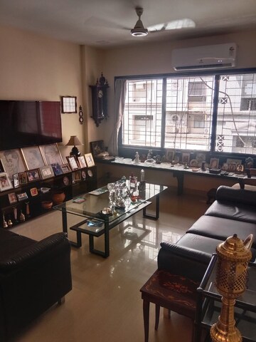 2 BHK Apartment For Rent in Bandra West