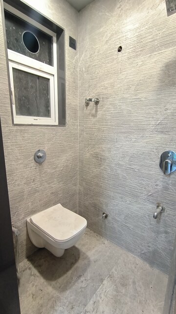 Bathroom in 1 BHK Apartment at Shanti Tower Prabhadevi, Prabhadevi – for Sale