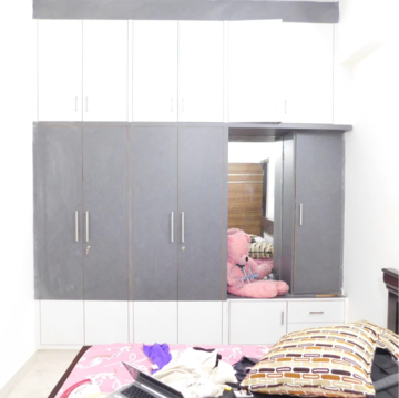 Bedroom in 2 BHK Builder Floor at Manikonda – for Rent