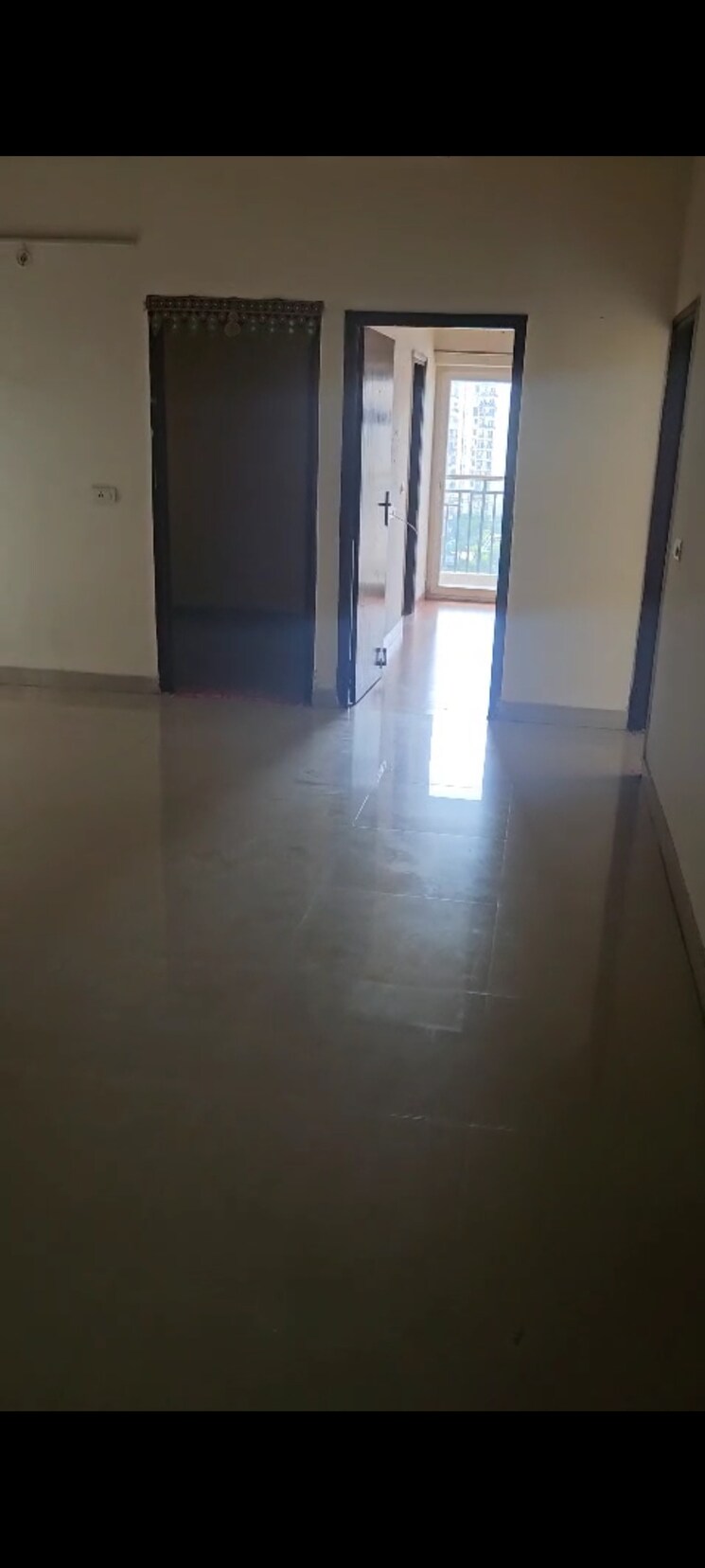 Room, galaxy-royale 2.5 Bedroom 1175 Sq.Ft. Apartment In Gaur City 2 Greater Noida 9557876