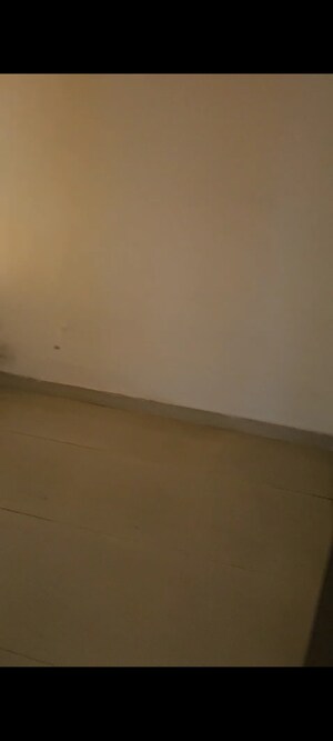 Room in 2.5 BHK Apartment at Galaxy Royale, Gaur City 2 – for Sale