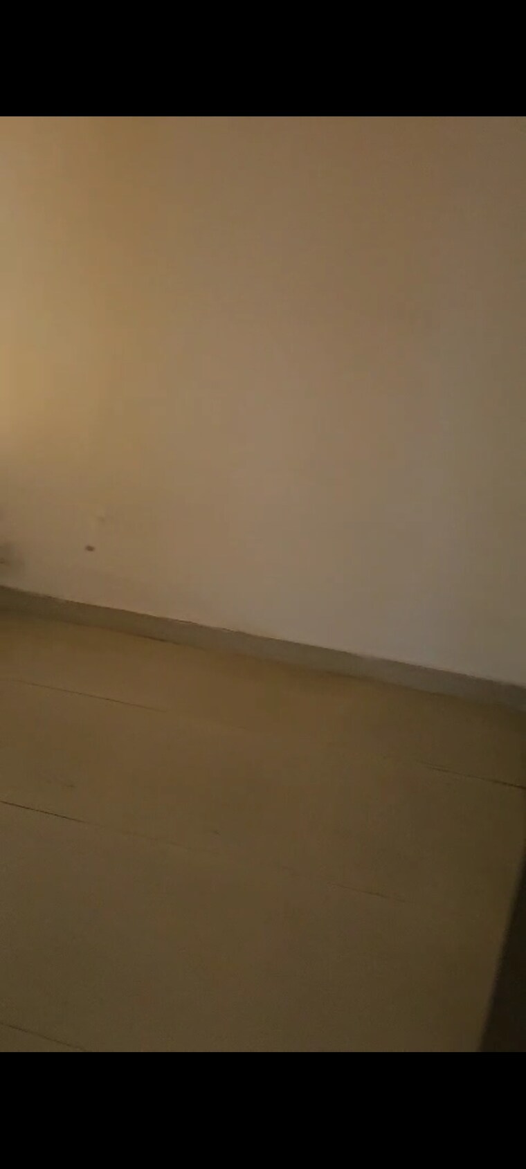 Room, galaxy-royale 2.5 Bedroom 1175 Sq.Ft. Apartment In Gaur City 2 Greater Noida 9557876