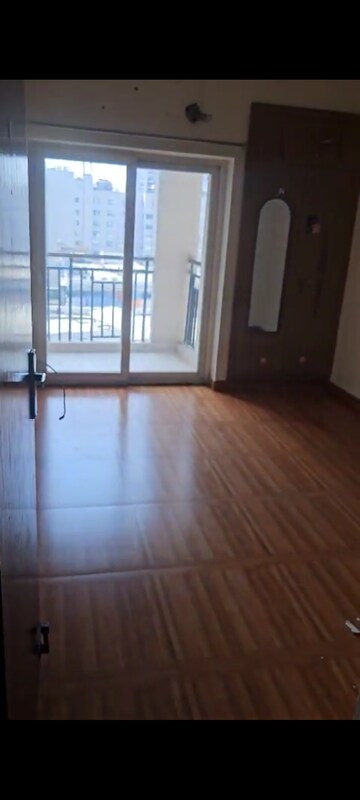 Room in 2.5 BHK Apartment at Galaxy Royale, Gaur City 2 – for Sale