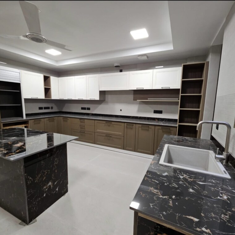 Kitchen, new rajinder nagar 3 Bedroom 200 Sq.Yd. Builder Floor In New Rajinder Nagar Delhi 9557870