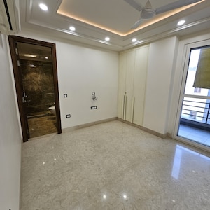 Room in 3 BHK Builder Floor at New Rajinder Nagar – for Sale