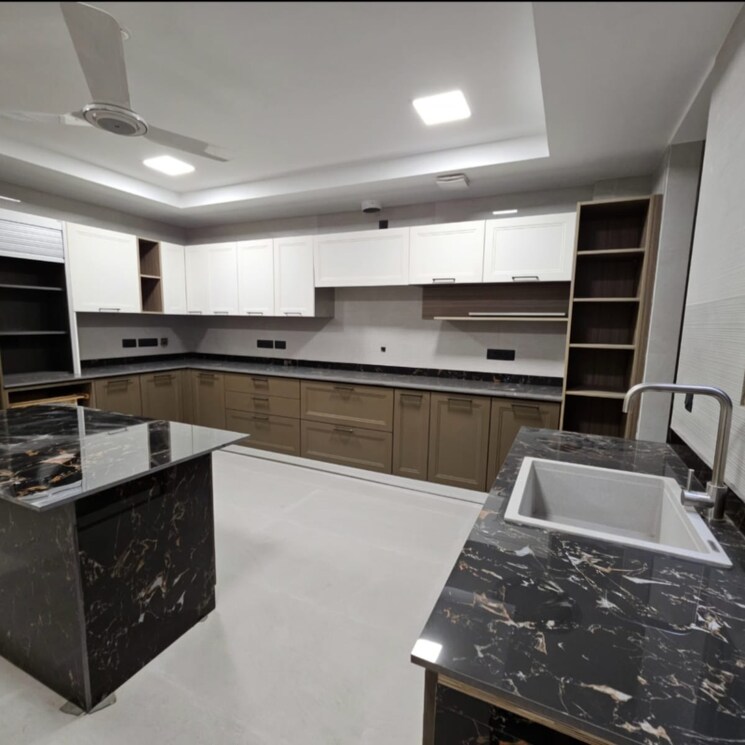 Kitchen, new rajinder nagar 3 Bedroom 205 Sq.Yd. Builder Floor In New Rajinder Nagar Delhi 9557927