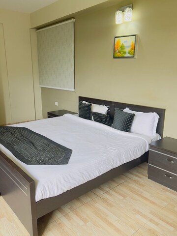 Bedroom in 2 BHK Builder Floor at Vasant Kunj – for Rent