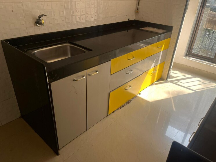 Team Area, shiv-prasad-chs-dahanukar-wadi 2 Bedroom 1025 Sq.Ft. Apartment In Kandivali West Mumbai 9557881