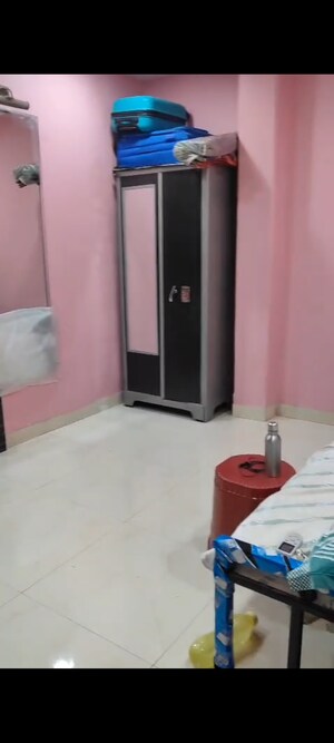 Room in 2 BHK Apartment at Kurla East – for Rent