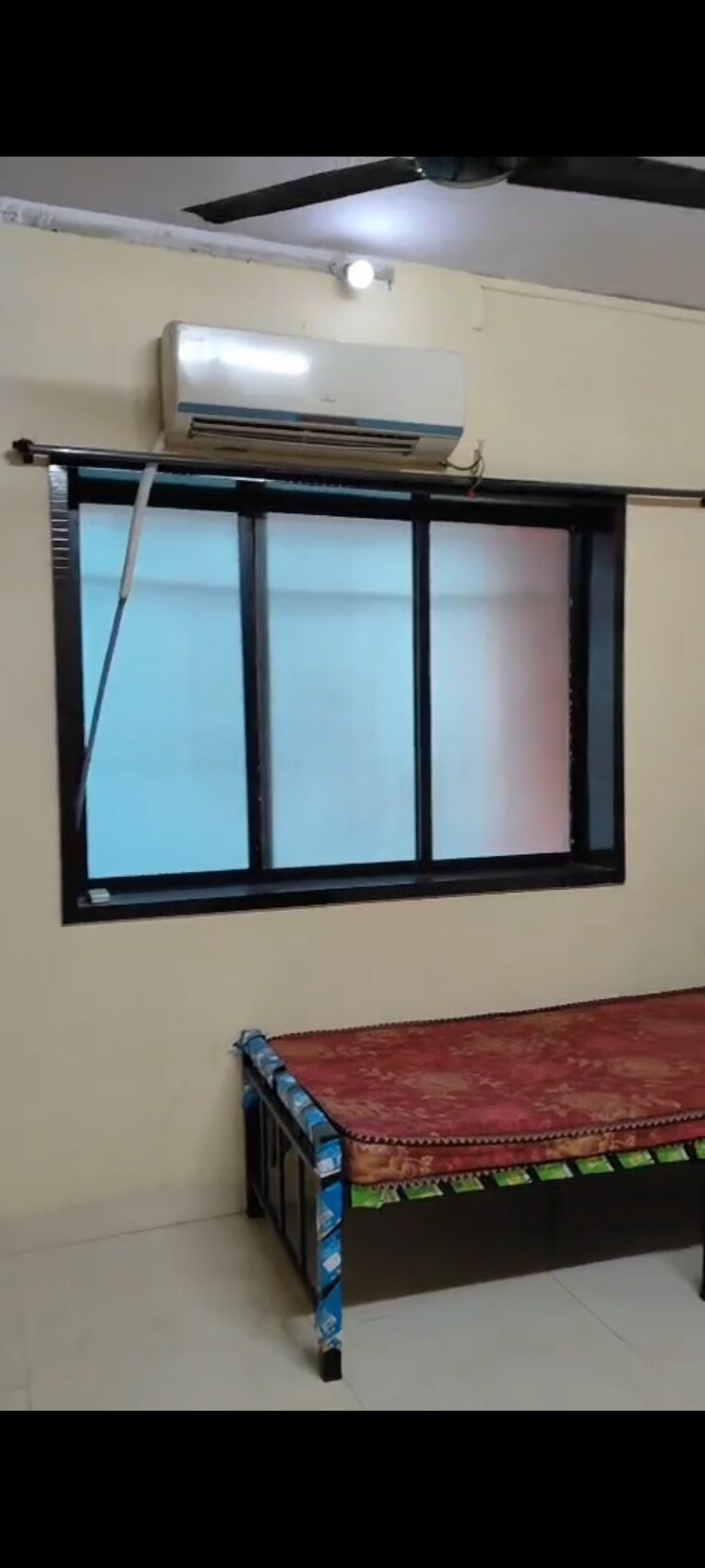 Room, kurla east 2 Bedroom 550 Sq.Ft. Apartment In Kurla East Mumbai 9557910