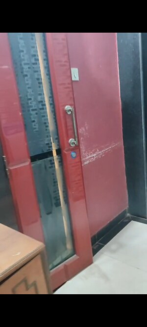 Furnished Amenities in 2 BHK Apartment at Kurla East – for Rent