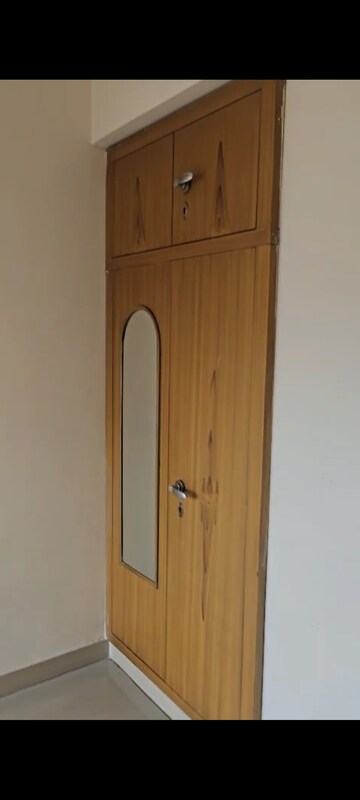 Furnished Amenities in 2 BHK Apartment at Galaxy Royale, Gaur City 2 – for Rent