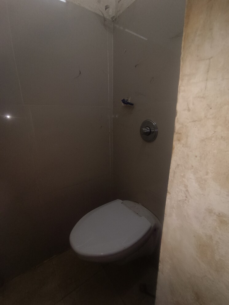 Bathroom, fraser road area Commercial Office Space 3500 Sq.Ft. In Fraser Road Area Patna 9557921