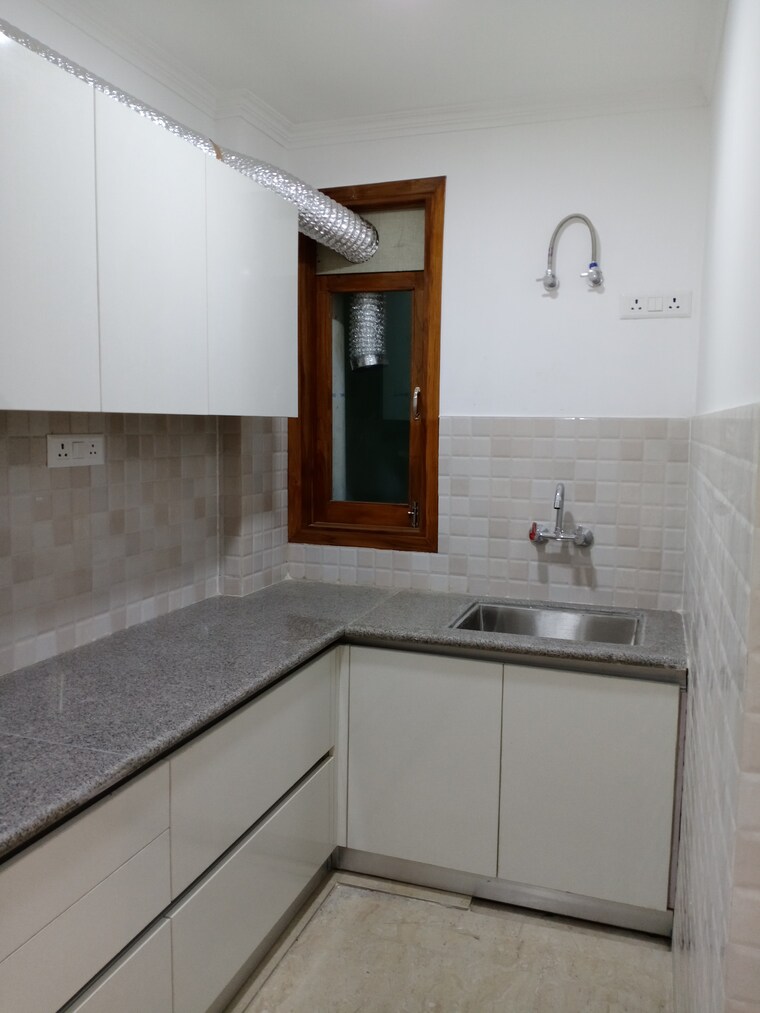 Kitchen, vasant kunj 4 Bedroom 2200 Sq.Ft. Builder Floor In Vasant Kunj Delhi 9557925