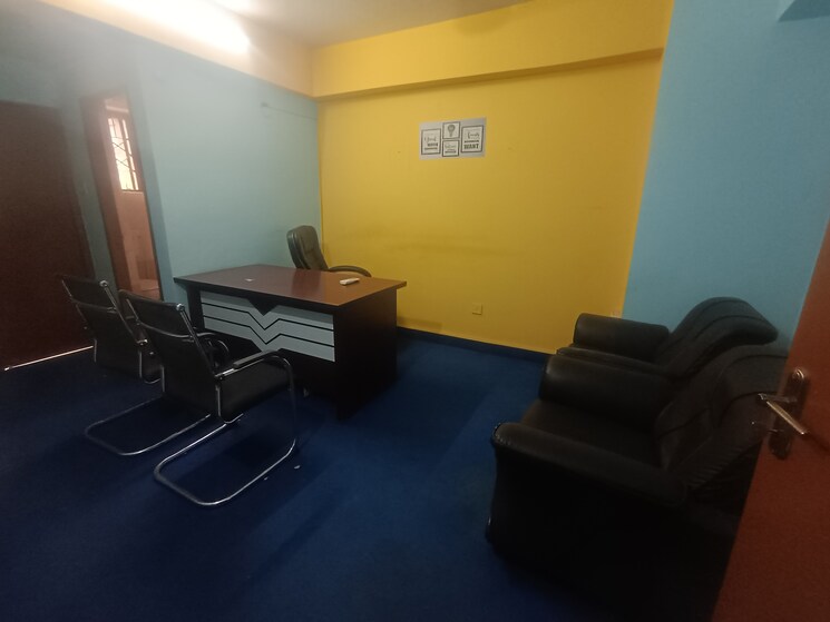 Living Room, bailey road Commercial Office Space 1000 Sq.Ft. In Bailey Road Patna 9557958