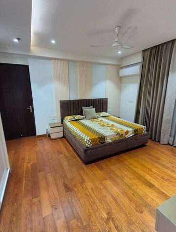Bedroom in 2 BHK Apartment at Panchsheel Greens, Sector 16 Greater Noida – for Rent
